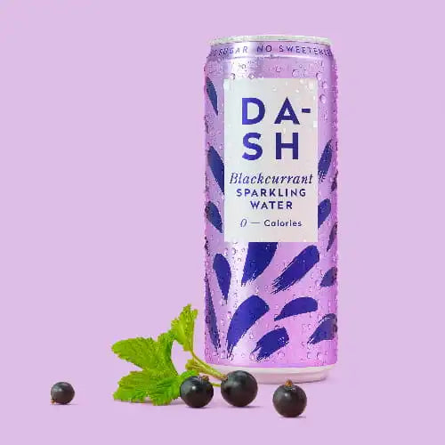 Woda gazowana DASH o smaku czarnej porzeczki
