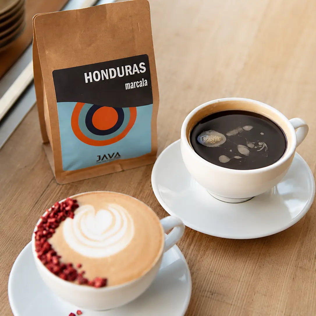 Kawa specialty Honduras Marcala od JAVA Coffee podana jako americano i cappuccino w kawiarni