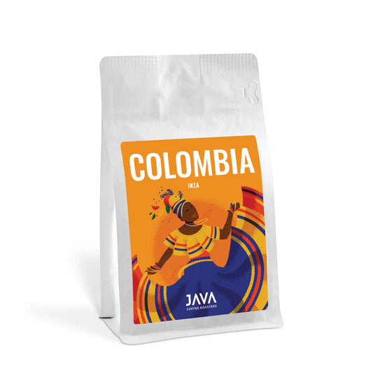 „Kawa ziarnista Colombia Inza JAVA Coffee Roasters 250g – białe opakowanie z kolorową etykietą w odcieniach pomarańczowo-niebieskich, specialty arabica z regionu Inza w Kolumbii